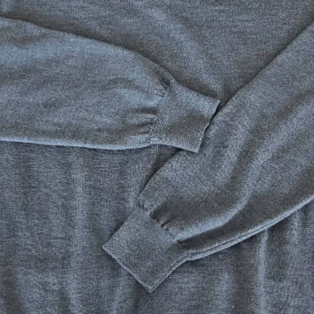Valentino Jeans Men's Blue V-Neck Sweater Merino Wool - Picture 7 of 11